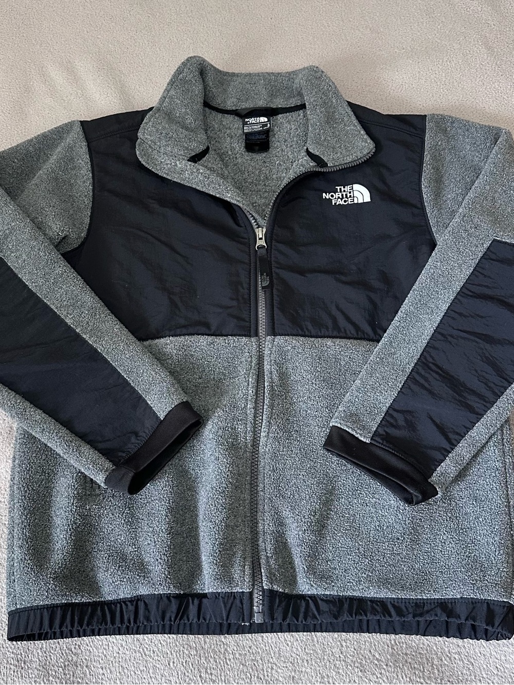 The North Face Grey & Black Fleece Denali Jacket Youth Teen Boy's Size L 14-16